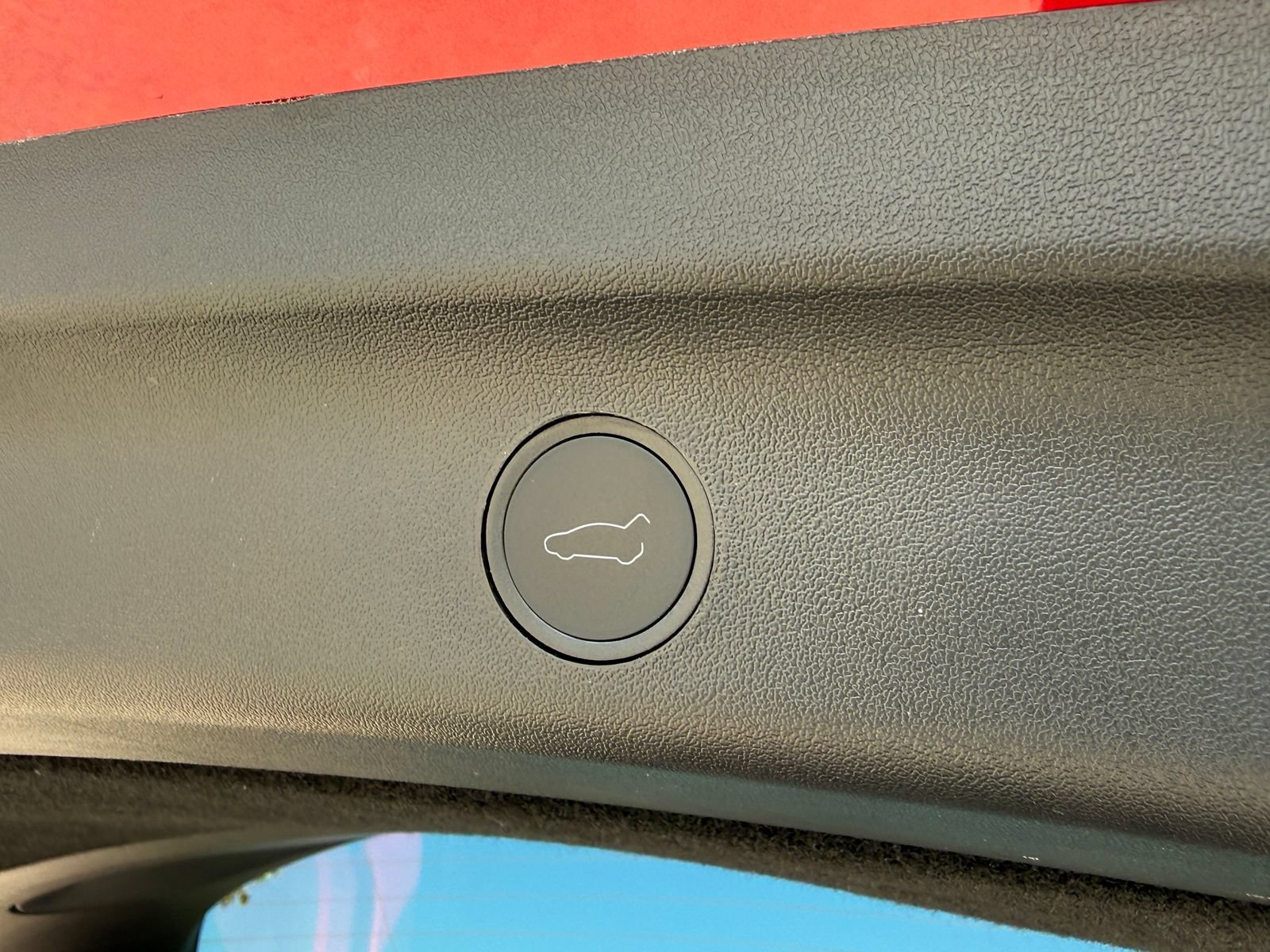 Used 2024 Tesla Model Y Long Range AWD/4WD image 30