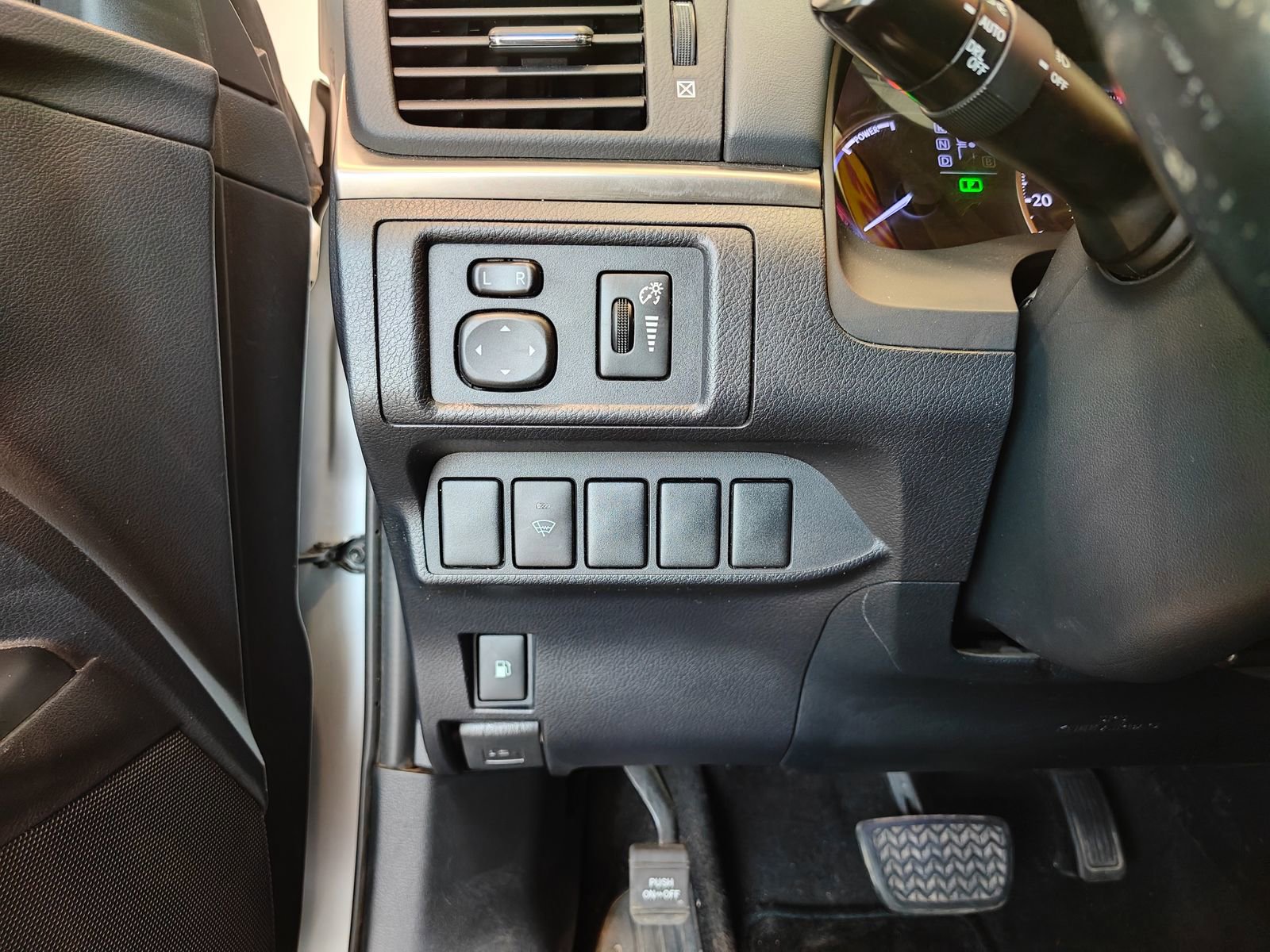 Used 2015 Lexus CT 200h image 16