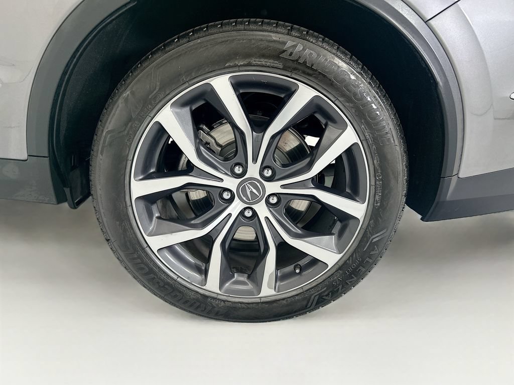 Used 2022 Acura MDX w/ Technology Package AWD/4WD image 30
