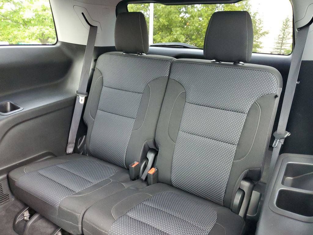 Used 2020 GMC Acadia SLE w/ Driver Convenience Package FWD image 31