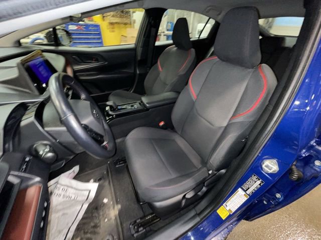 Used 2023 Toyota Prius Prime SE image 5