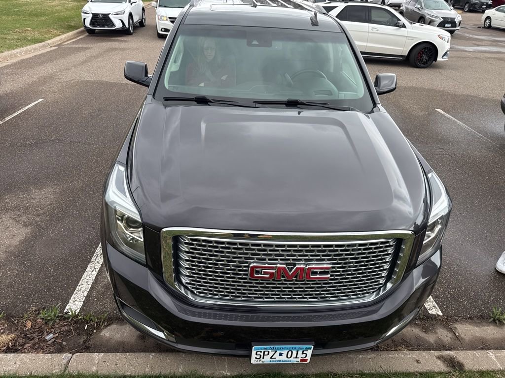 Used 2016 GMC Yukon Denali w/ Open Road Package image 2