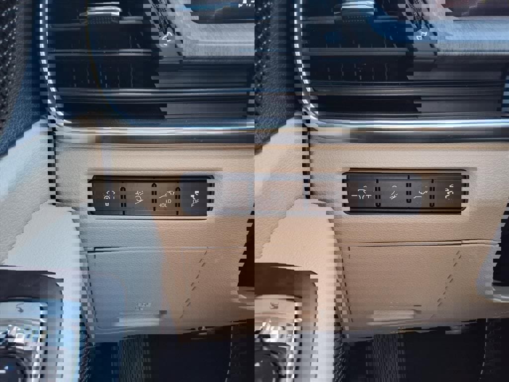 Used 2023 Kia Telluride SX image 22