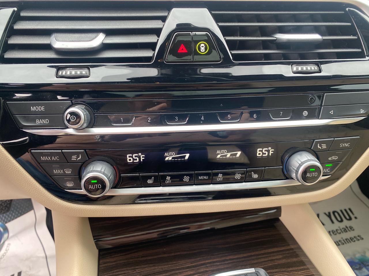 Used 2023 BMW 530i w/ Convenience Package image 22