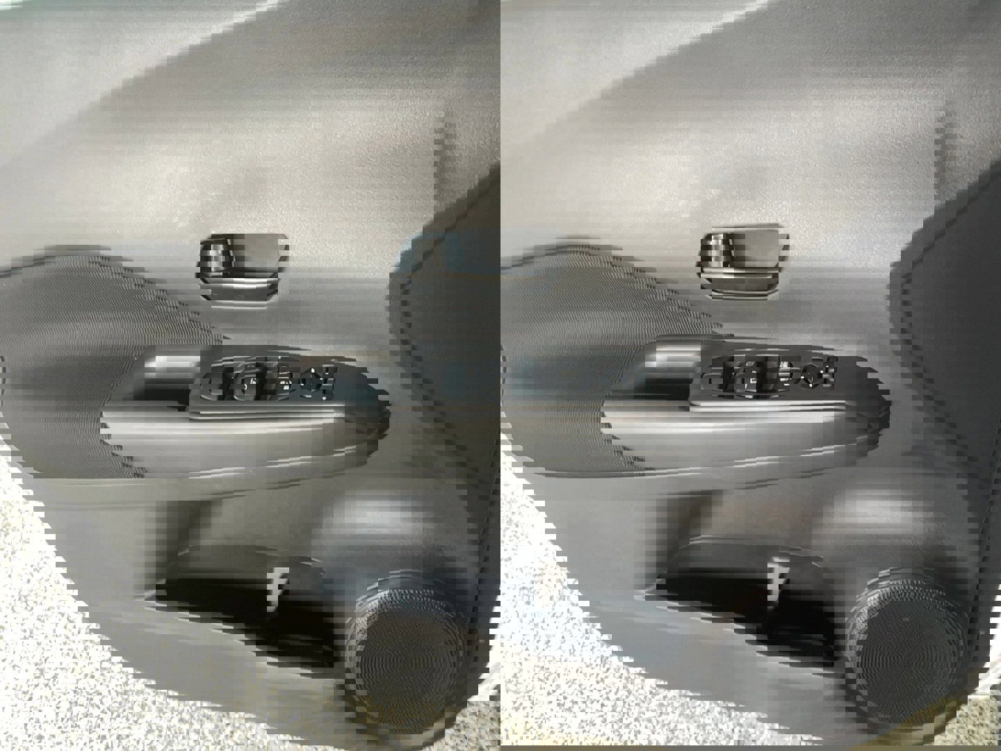 Used 2024 Nissan Kicks S image 10