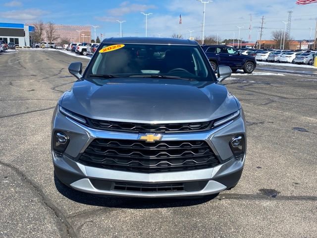 Certified 2025 Chevrolet Blazer LT FWD image 2