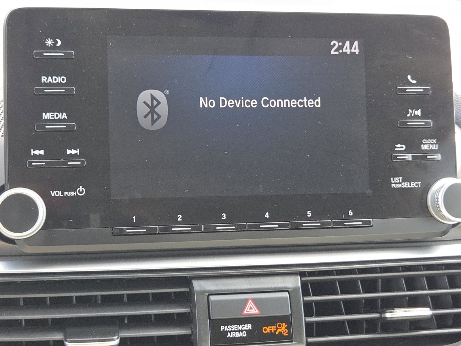 Certified 2018 Honda Accord LX image 4