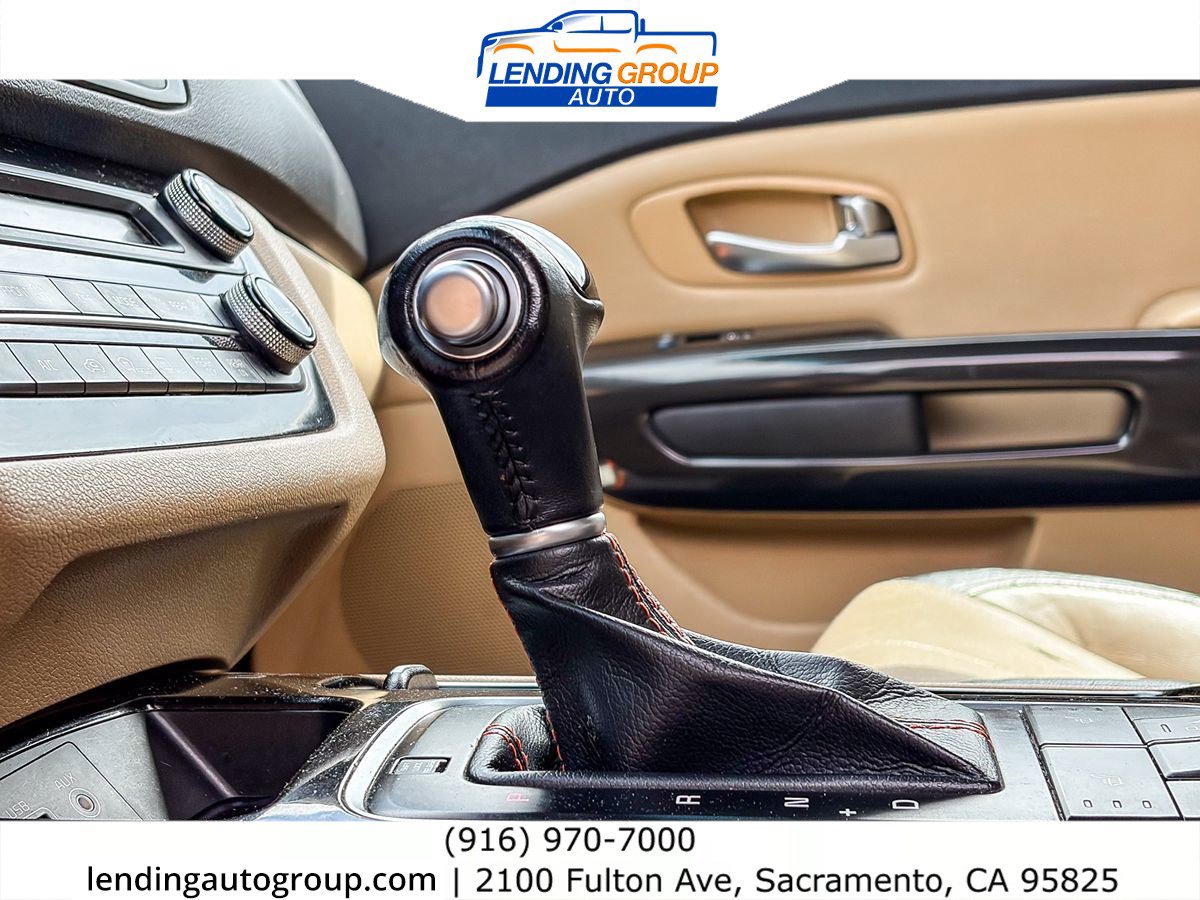 Used 2015 Kia Sedona EX w/ EX Premium Plus Package FWD image 22