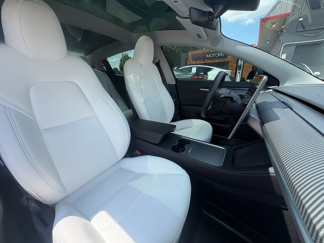 Used 2023 Tesla Model 3 Standard Range RWD image 28