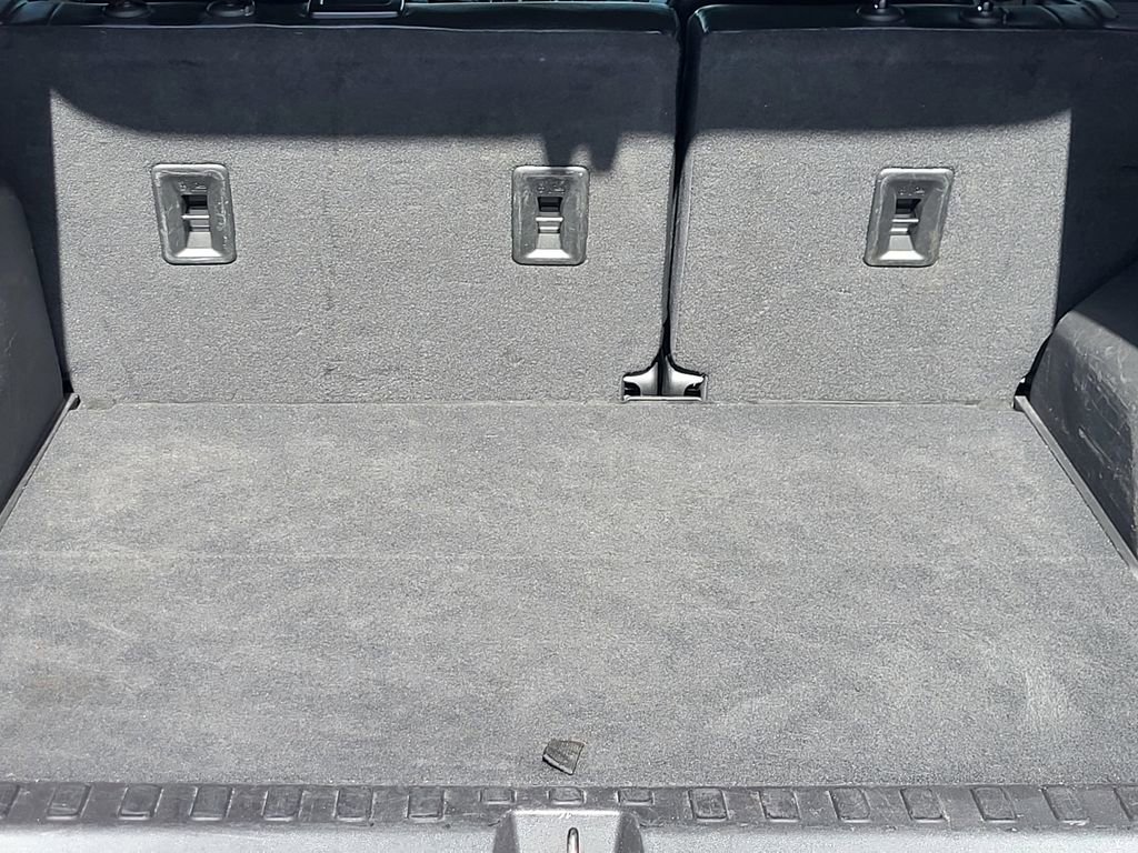 Used 2023 GMC Terrain AT4 image 20