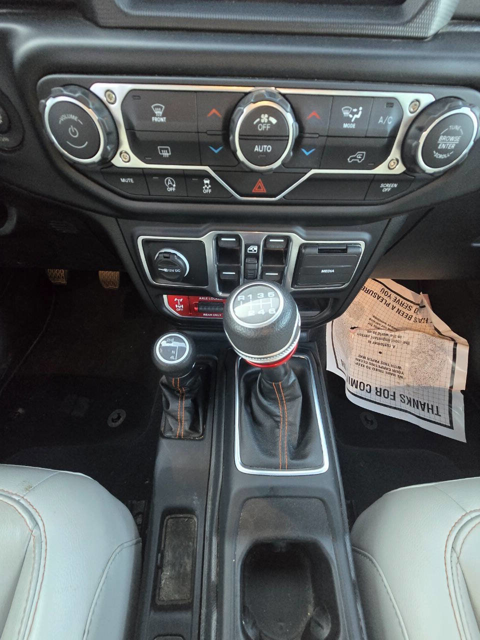 Used 2022 Jeep Gladiator Mojave image 21