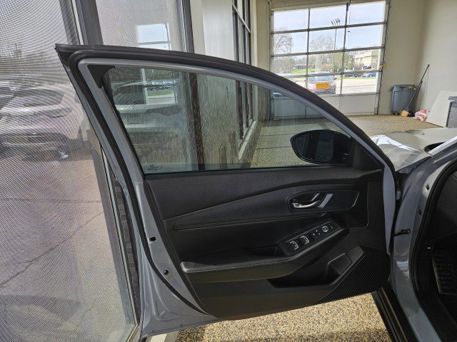 Used 2023 Honda Accord Sport image 16