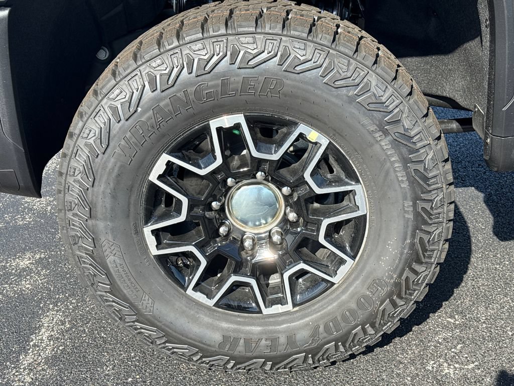 New 2026 GMC Sierra 2500 AT4X AWD/4WD image 12