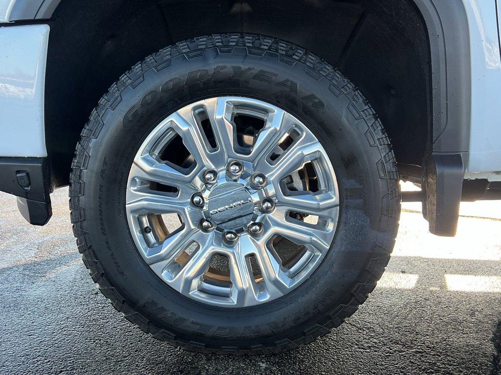 Used 2023 GMC Sierra 2500 Denali image 13