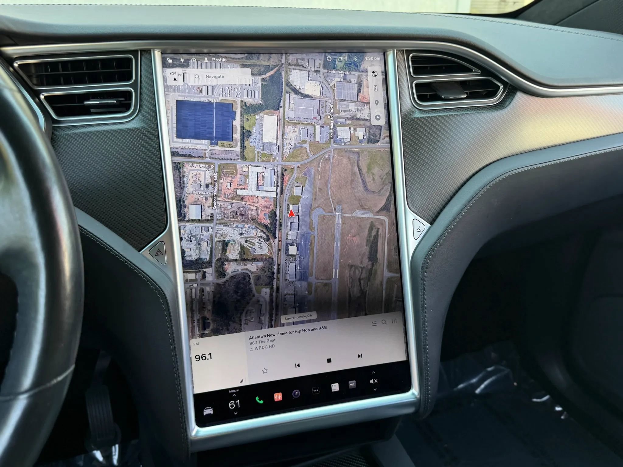 Used 2017 Tesla Model X 100D image 21