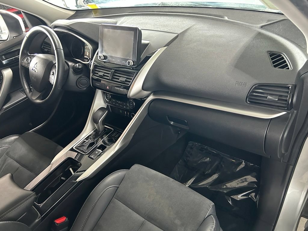 Used 2022 Mitsubishi Eclipse Cross SE FWD image 40