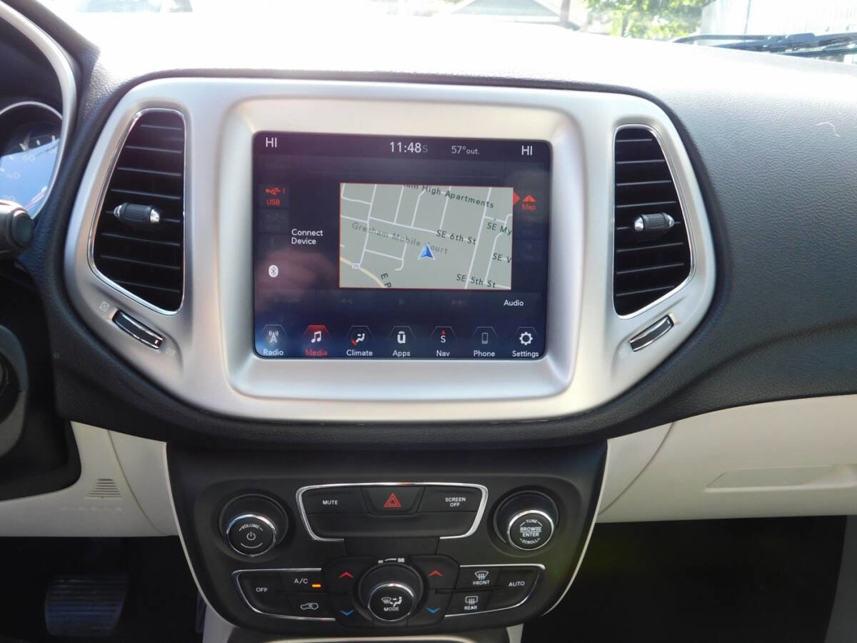 Used 2017 Jeep Compass Latitude w/ Popular Equipment Group image 12