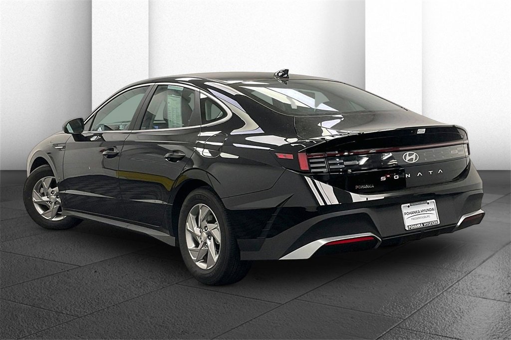 Certified 2025 Hyundai Sonata SE image 8