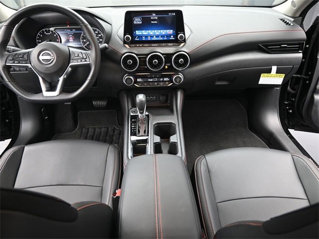 Used 2025 Nissan Sentra SR w/ SR Premium Package image 27