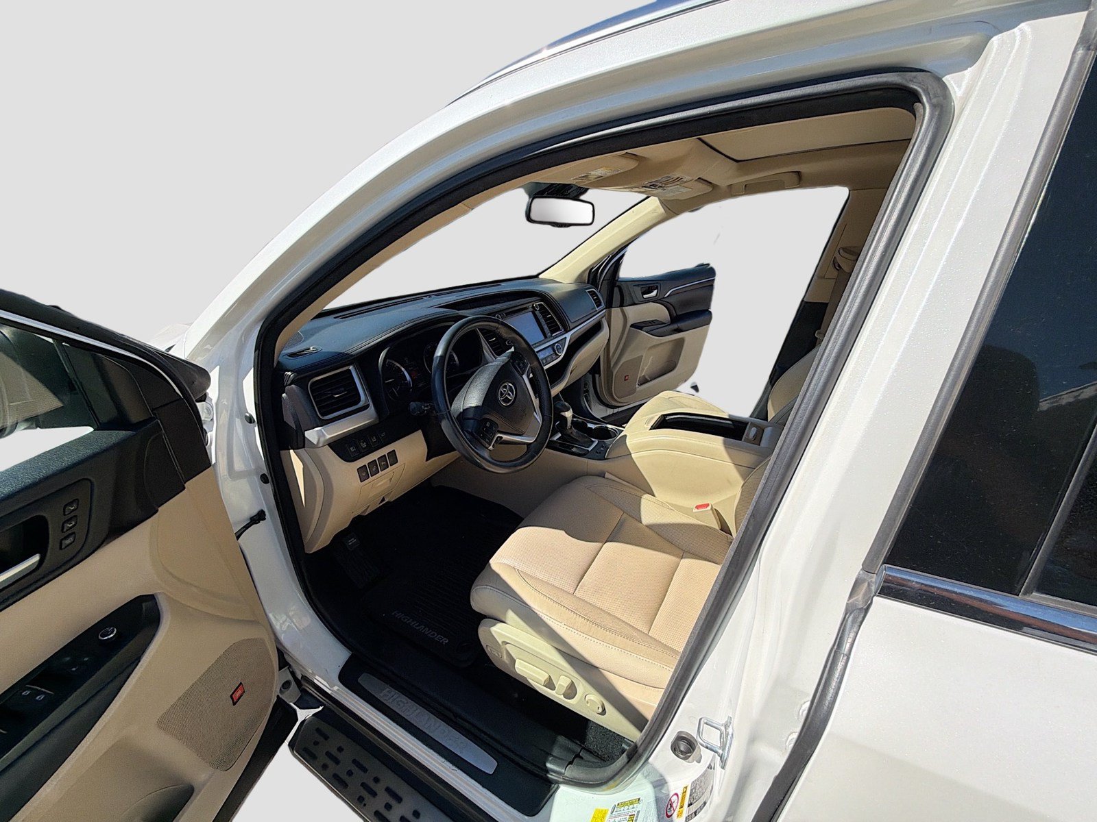 Used 2016 Toyota Highlander Limited Platinum AWD/4WD image 14