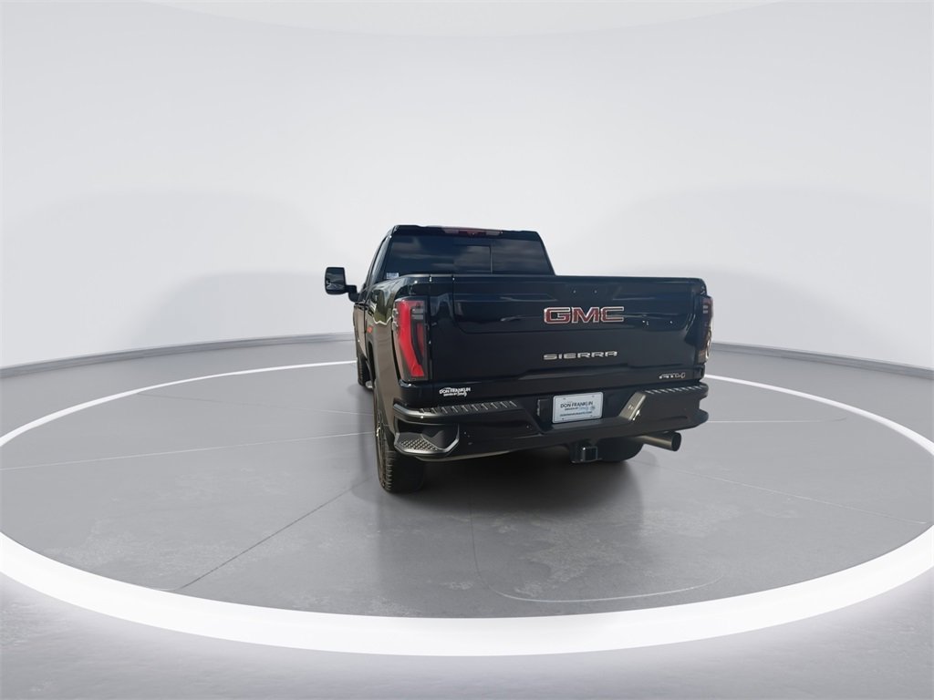 Used 2025 GMC Sierra 2500 AT4 w/ AT4 Premium Plus Package image 3
