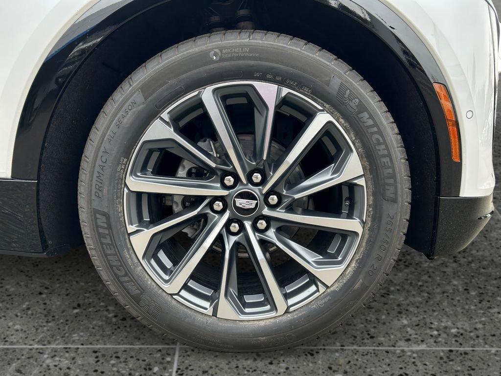 Used 2025 Cadillac Lyriq Sport image 9