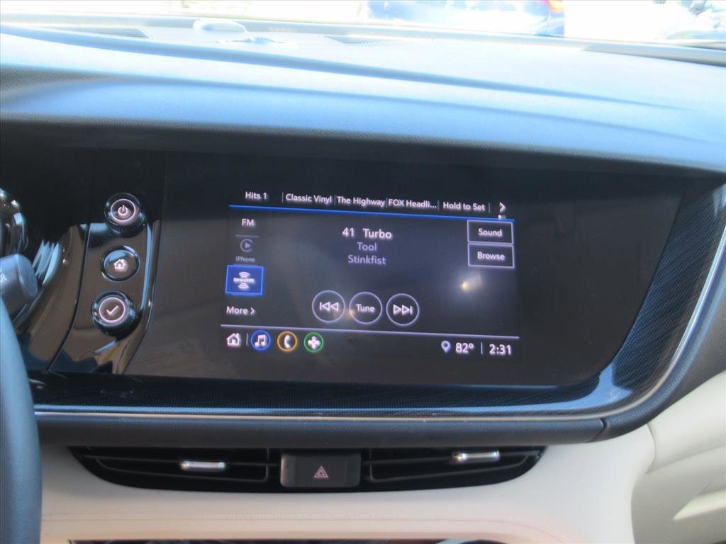 Used 2023 Buick Envision Preferred image 20