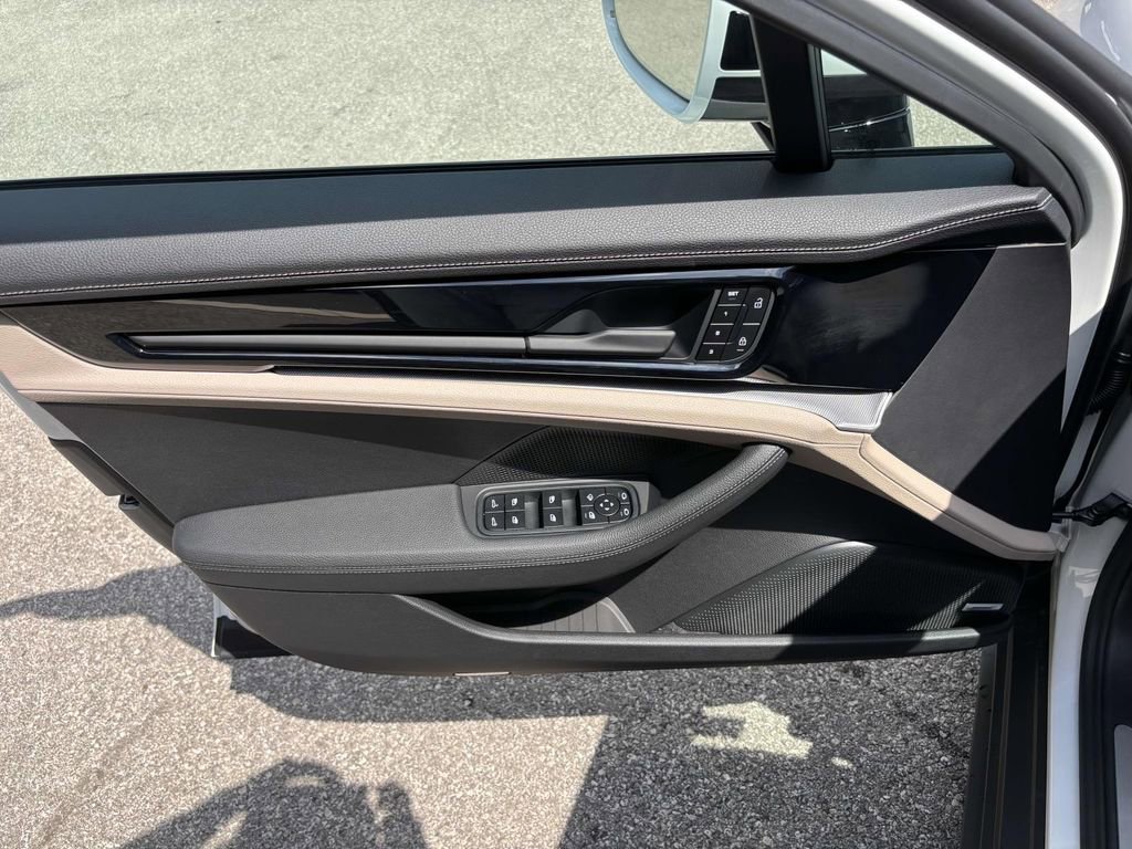 New 2025 Porsche Panamera image 22
