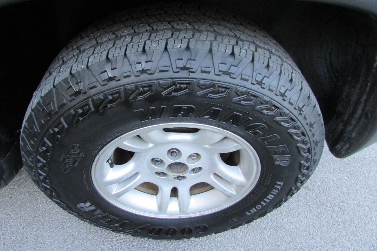 Used 2003 Dodge Durango Sport image 10