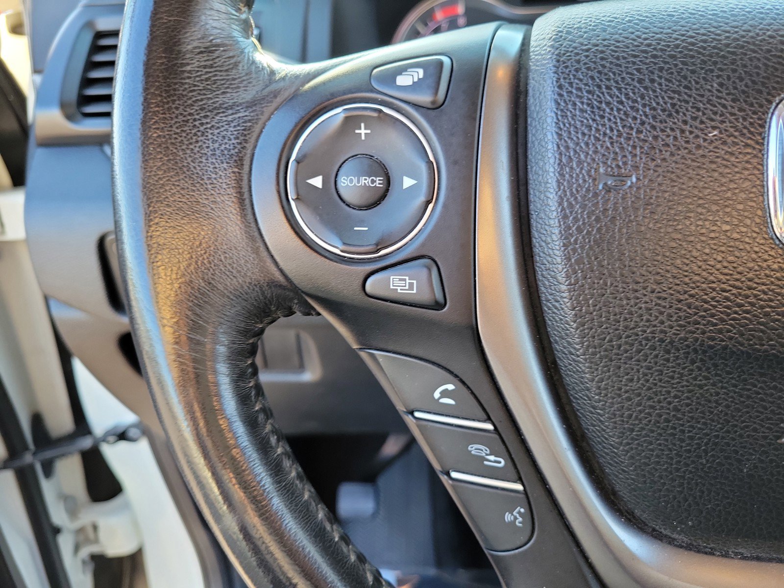 Used 2017 Honda Ridgeline RTL-T image 18