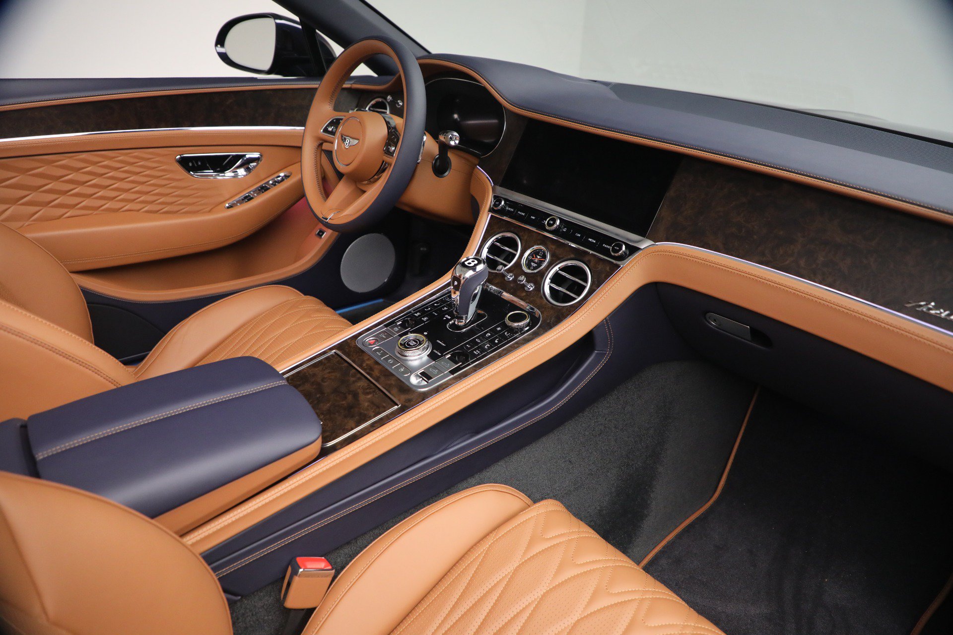 New 2026 Bentley Continental GT Azure AWD/4WD image 37