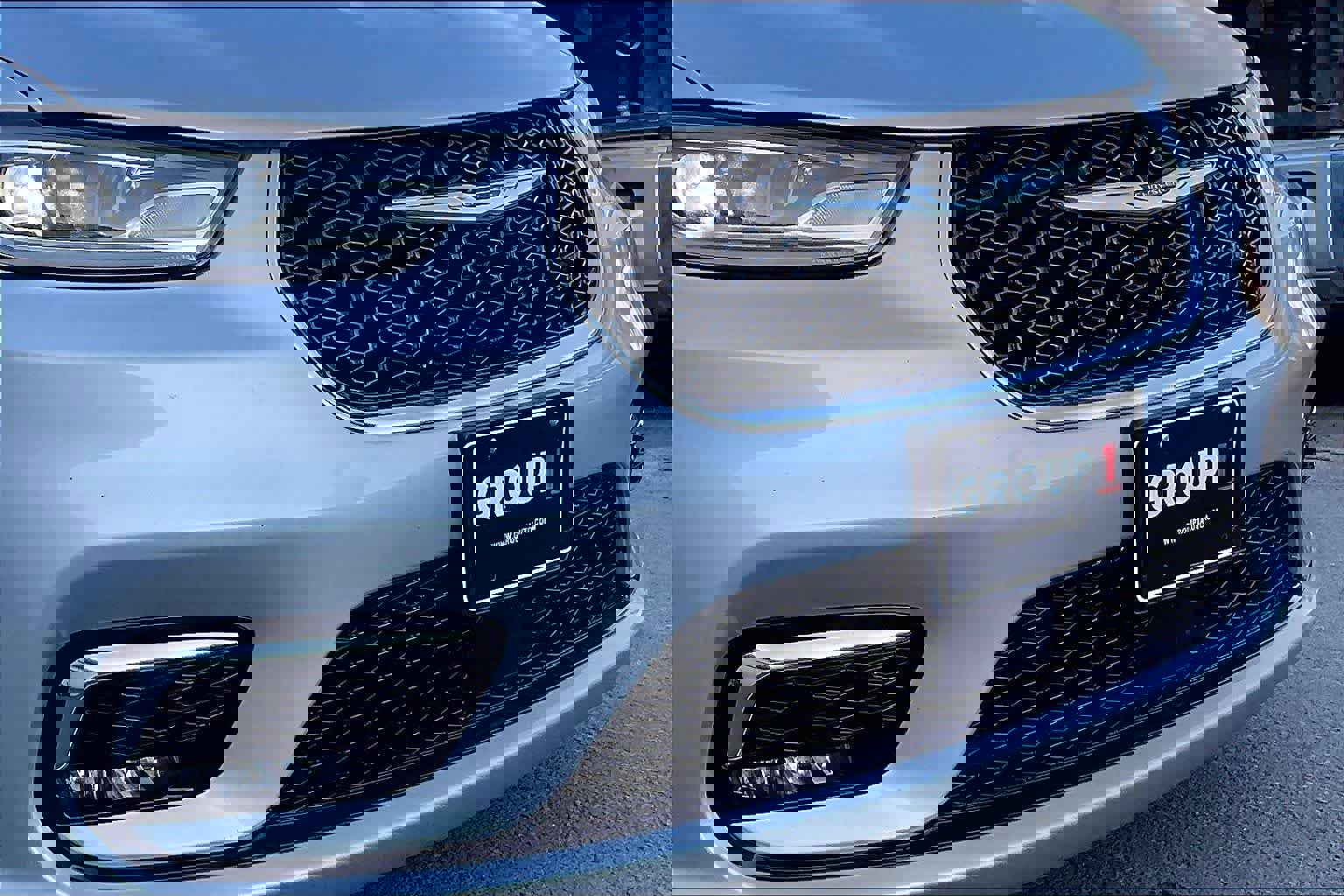 Used 2024 Chrysler Pacifica Touring-L image 29