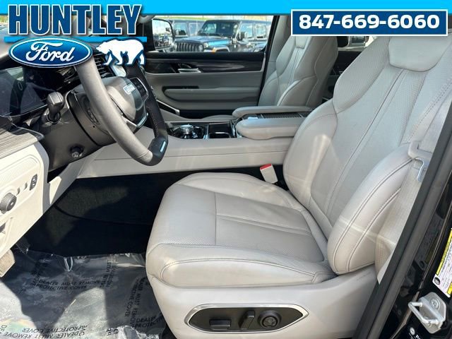 Used 2022 Jeep Wagoneer Series III w/ Convenience Group I image 21