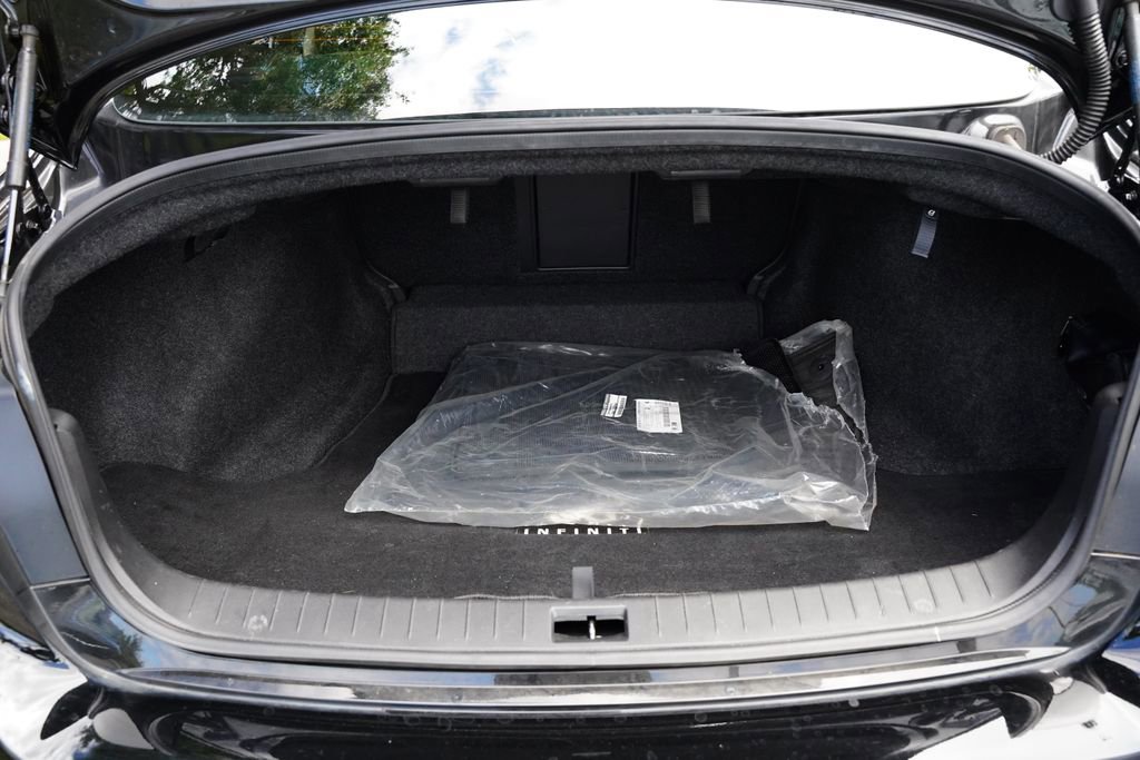 Used 2023 INFINITI Q50 Luxe w/ Cargo Package RWD image 16
