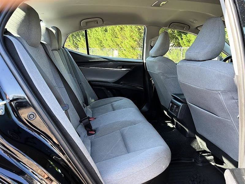 Used 2026 Toyota Camry LE FWD image 35