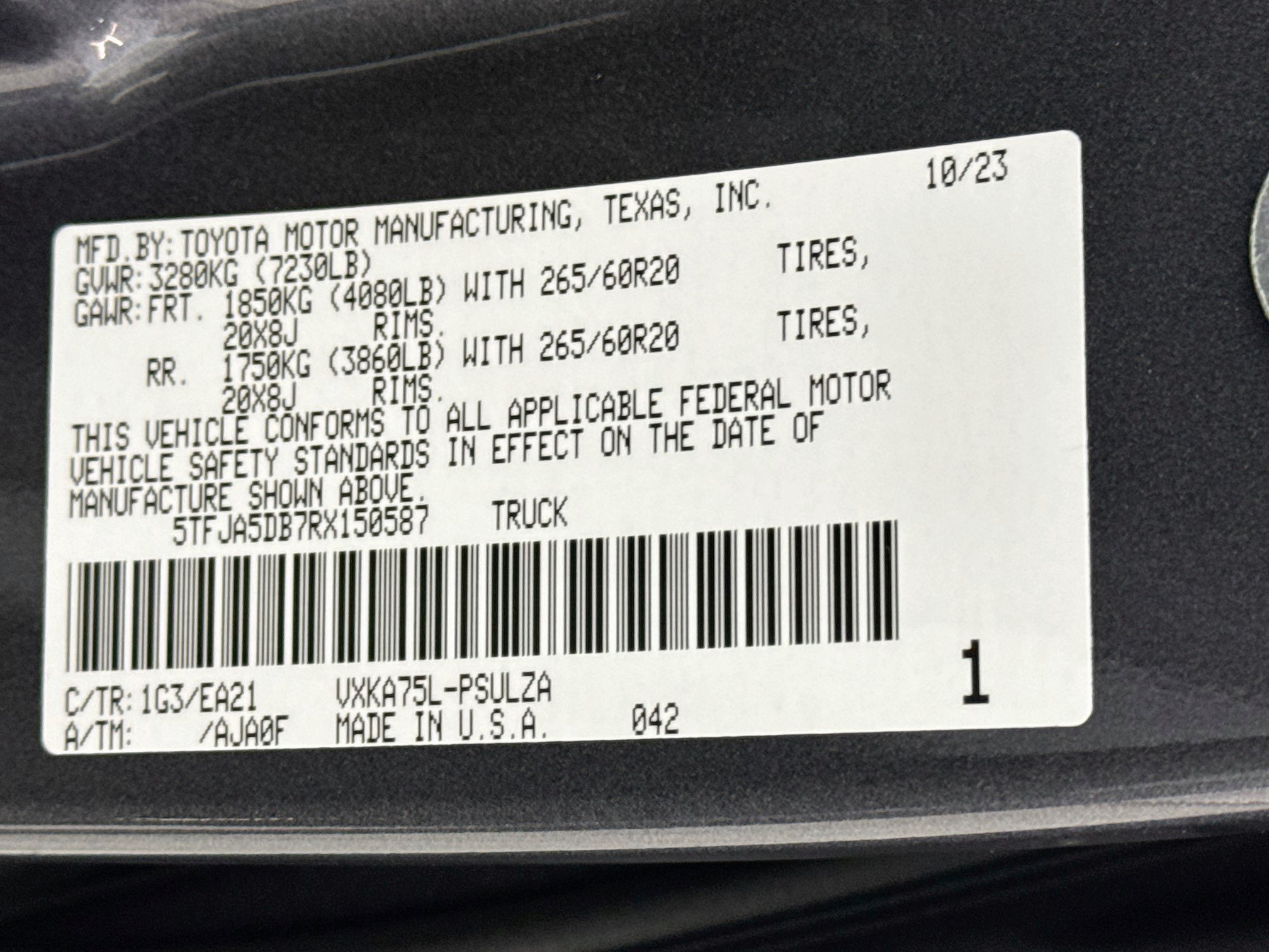Used 2024 Toyota Tundra Limited AWD/4WD image 32