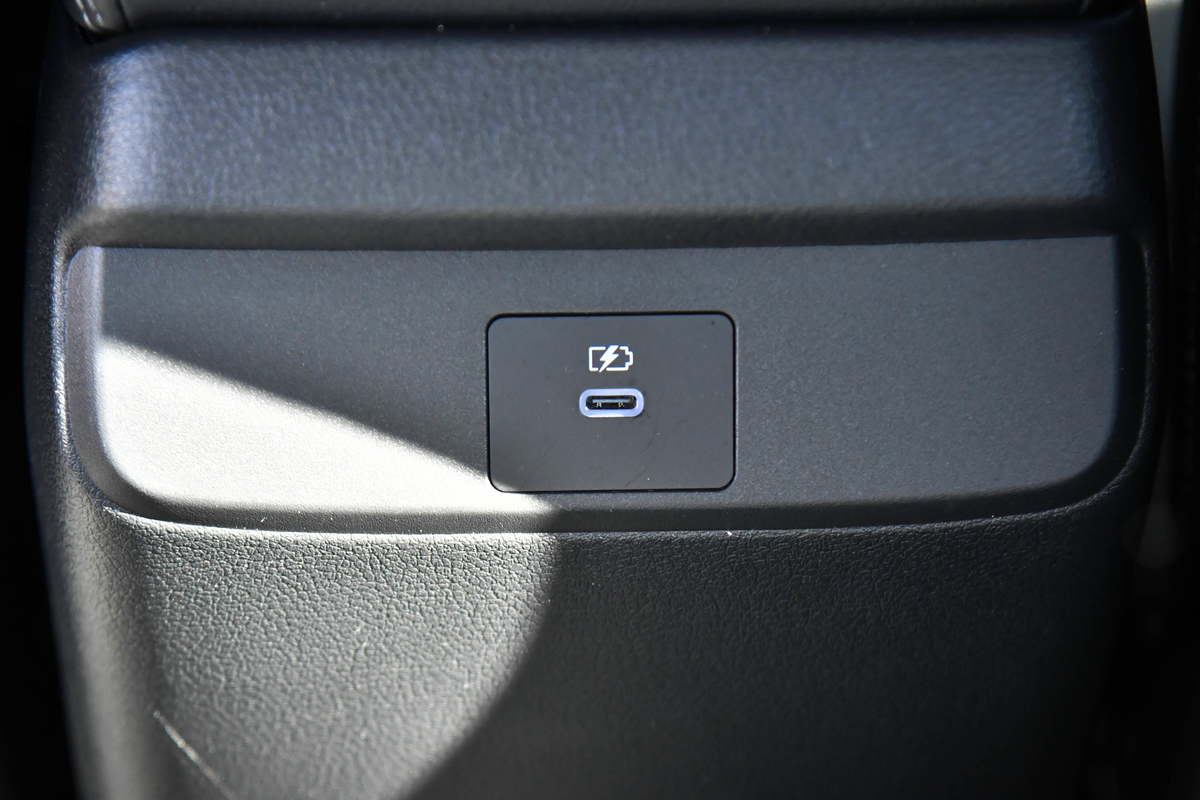 Used 2026 Nissan Sentra SV w/ Floor Mat Package FWD image 37
