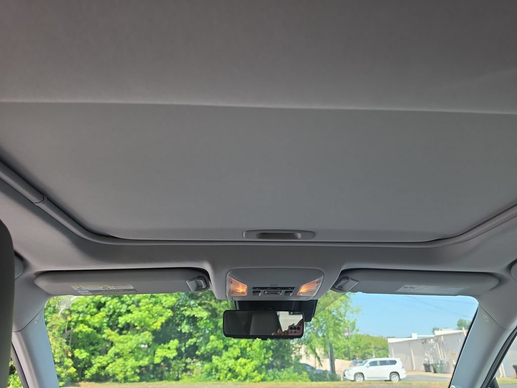 Used 2019 Toyota RAV4 Limited w/ Carpet Mat Package AWD/4WD image 20