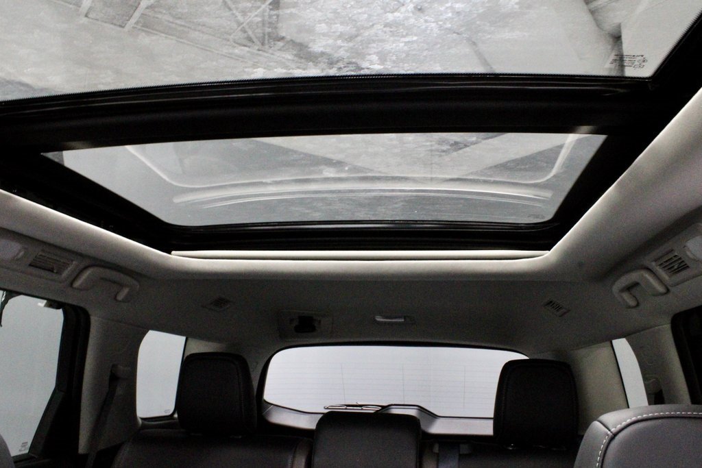 Certified 2025 Nissan Pathfinder Platinum w/ Cargo Package image 26