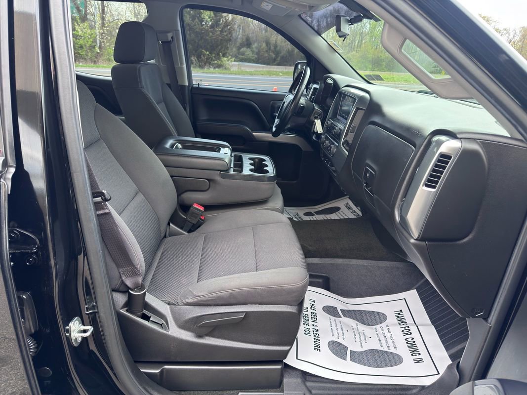 Used 2017 Chevrolet Silverado 1500 LT w/ All Star Edition image 28
