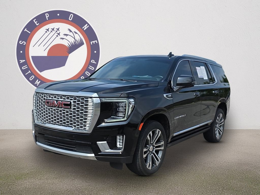 Used 2021 GMC Yukon Denali w/ Denali Premium Package RWD image 2