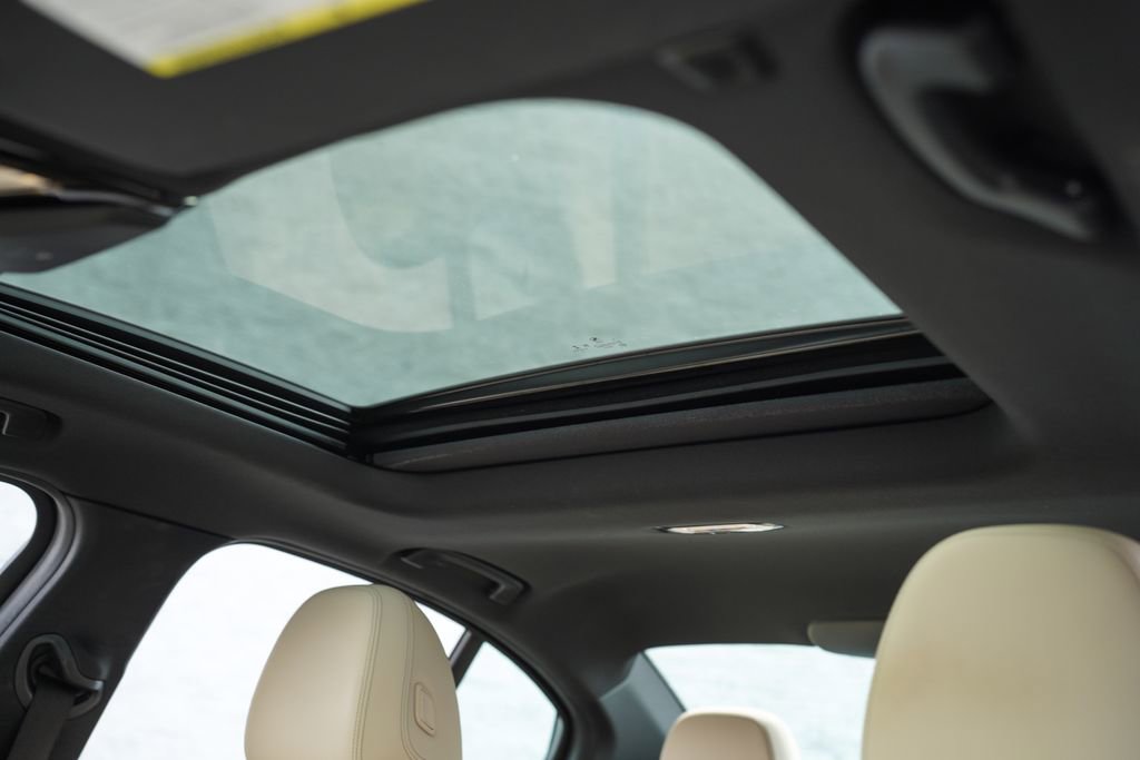 Used 2023 BMW 330e w/ Driving Assistance Package image 35