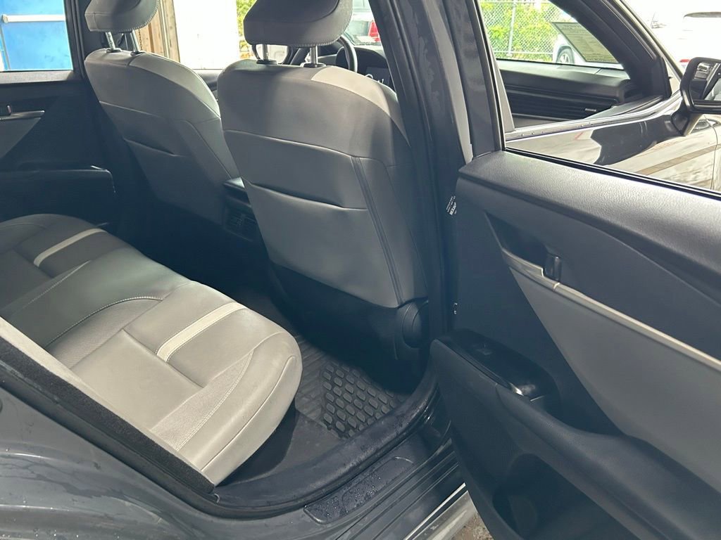 Used 2025 Toyota Camry SE w/ Convenience Package FWD image 35