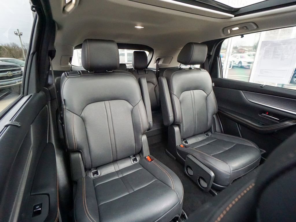 Used 2024 MAZDA CX-90 3.3 Turbo w/ Premium Package image 36