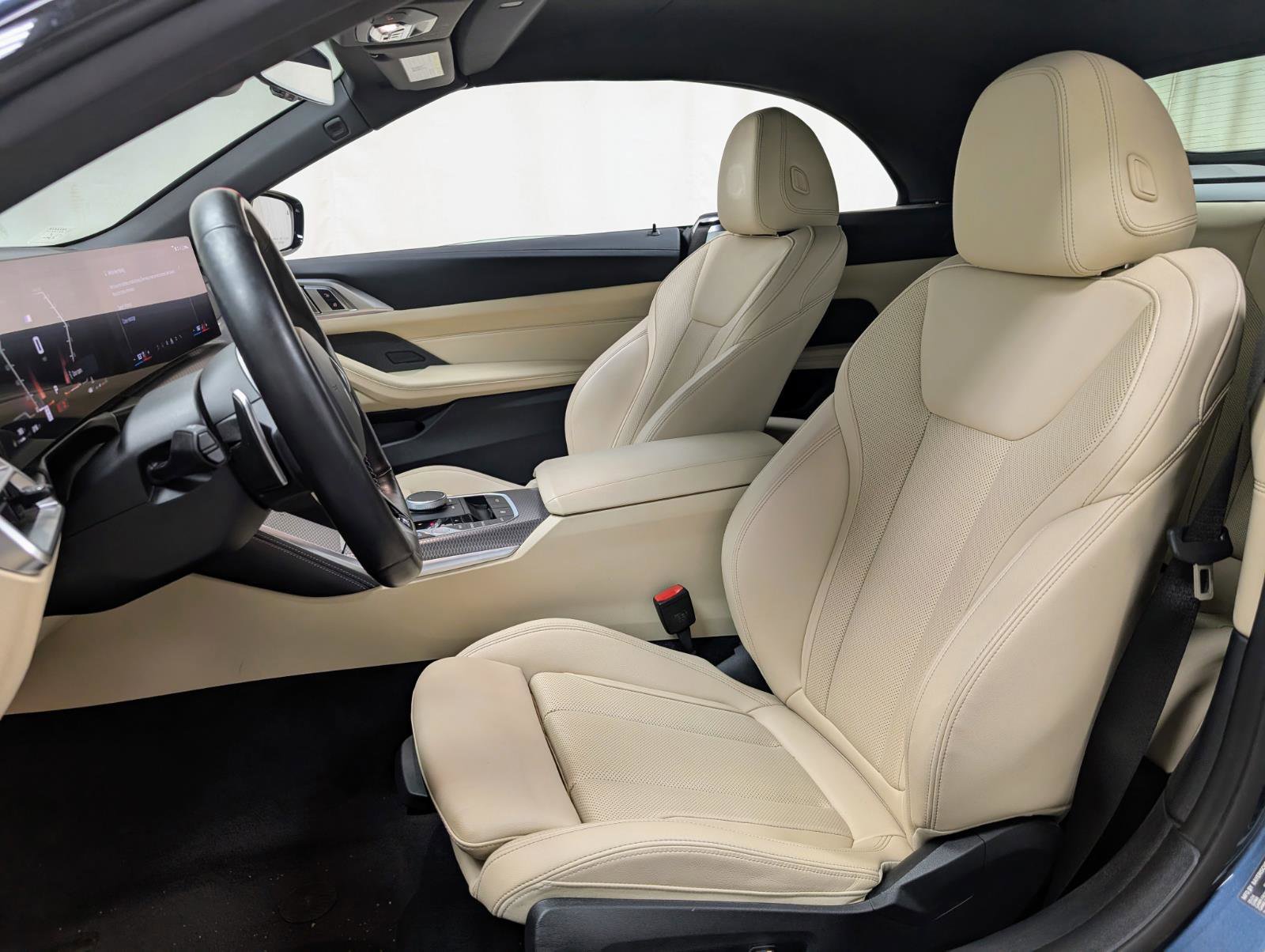 Used 2025 BMW 440i xDrive Convertible w/ Premium Package AWD/4WD image 24