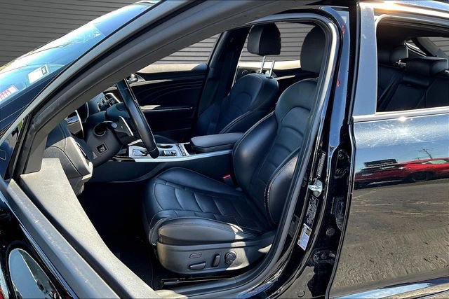 Used 2023 Kia Stinger GT2 RWD image 20