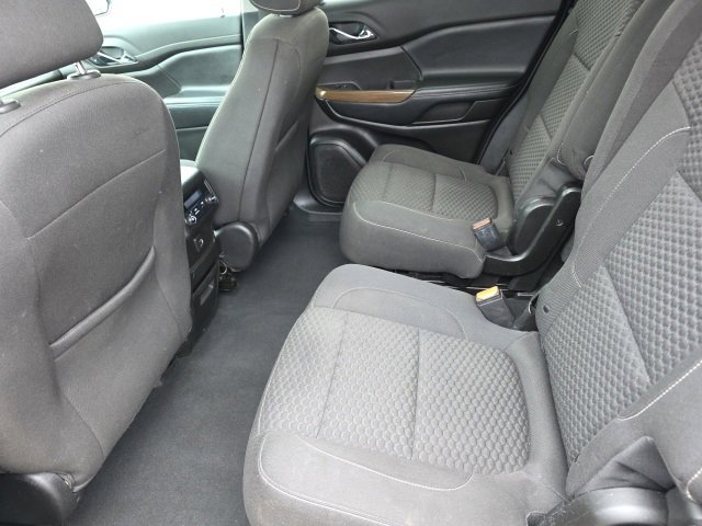 Used 2019 GMC Acadia SLE image 10