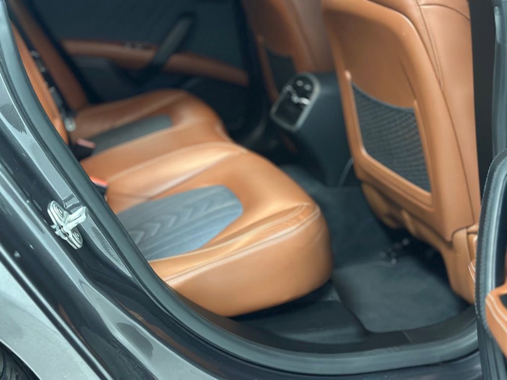 Used 2018 Maserati Ghibli S GranLusso image 21