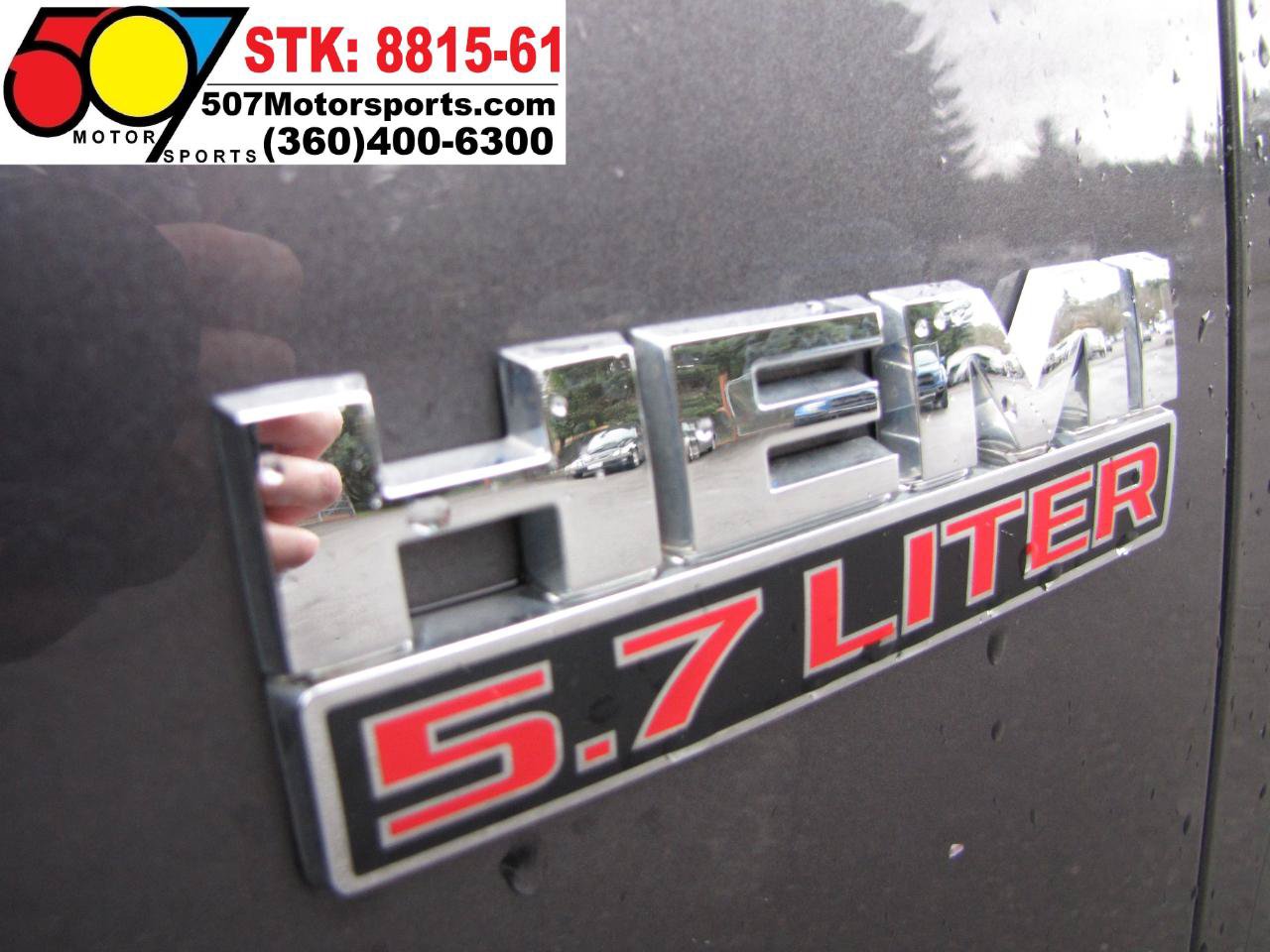 Used 2017 RAM 1500 ST w/ SXT Appearance Group AWD/4WD image 13
