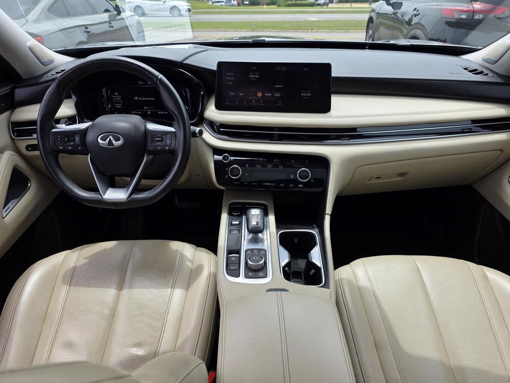Used 2023 INFINITI QX60 Sensory w/ Vision Package AWD/4WD image 26